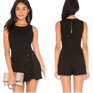 BCBGeneration Black Overlay Lace Up Sleeveless Romper - 4